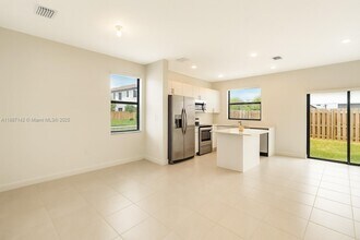 11795 SW 246 Terrace in Homestead, FL - Building Photo - Building Photo