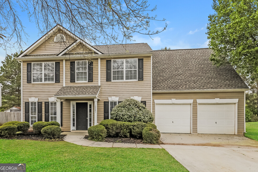 10681 Wimbleton Cove in Hampton, GA - Foto de edificio