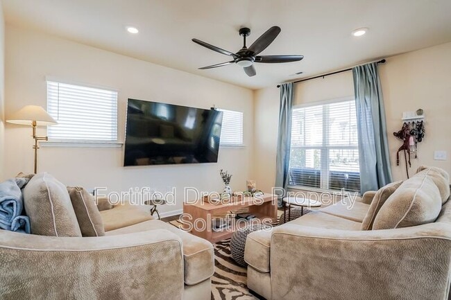 2229 Hedge Maple Dr in Raleigh, NC - Foto de edificio - Building Photo