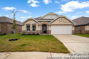 5755 Musquiz Rdg in Seguin, TX - Building Photo