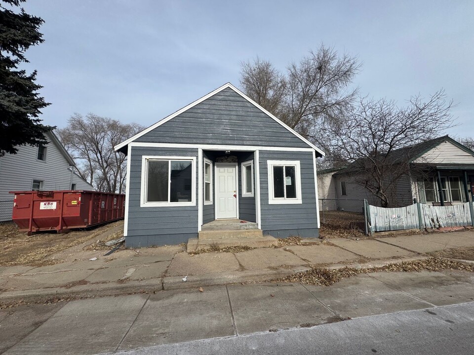 518 W Bailey St in Sioux Falls, SD - Building Photo