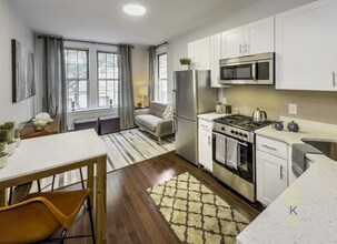 6 Clearway St, Unit 1 in Boston, MA - Foto de edificio - Building Photo