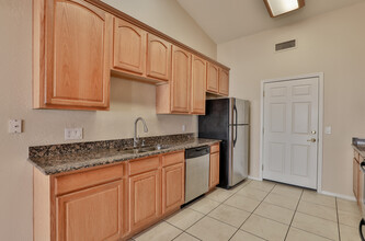 262 W 14th Ave in Apache Junction, AZ - Building Photo - Building Photo