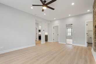 7648 N Eastlake Ter, Unit 3 in Chicago, IL - Foto de edificio - Building Photo