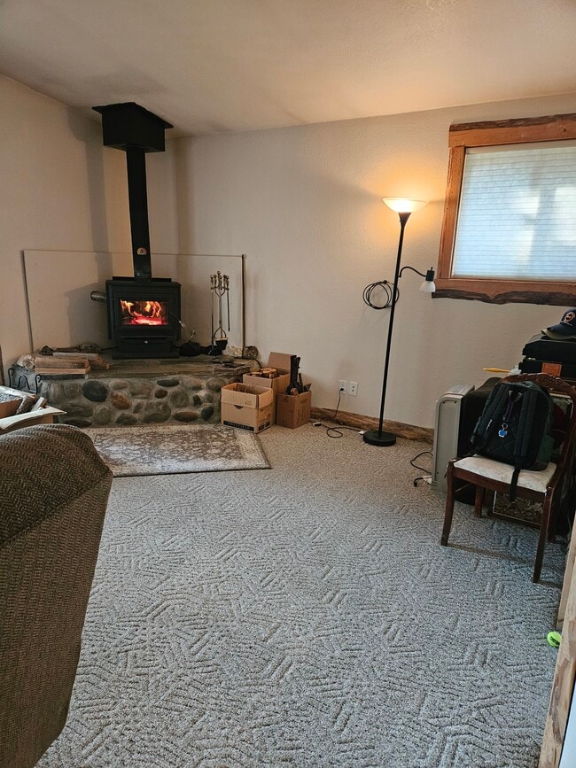 376 Haven Ln, Unit Barn apartment in Hamilton, MT - Building Photo - Building Photo