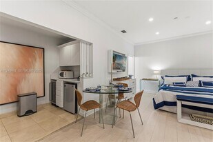 41217 Fisher Island Dr in Miami, FL - Building Photo