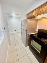 1530 NE 136th St-Unit -7 in North Miami, FL - Building Photo - Building Photo