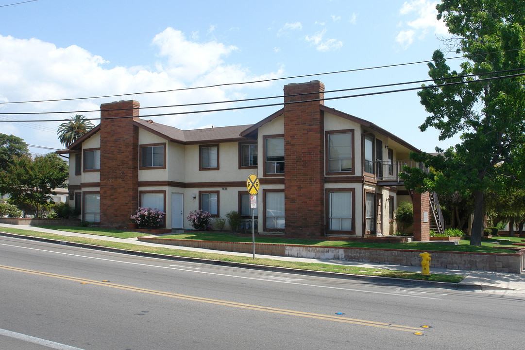 205-209 Yale Ct in Santa Paula, CA - Building Photo