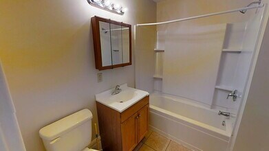 235 E 11th Ave in Columbus, OH - Building Photo - Building Photo