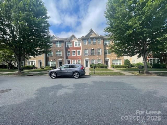 7115 Brighton Park Dr in Mint Hill, NC - Building Photo - Building Photo