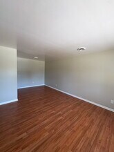 415 Sterling Rd in Jacksonville, NC - Building Photo - Building Photo