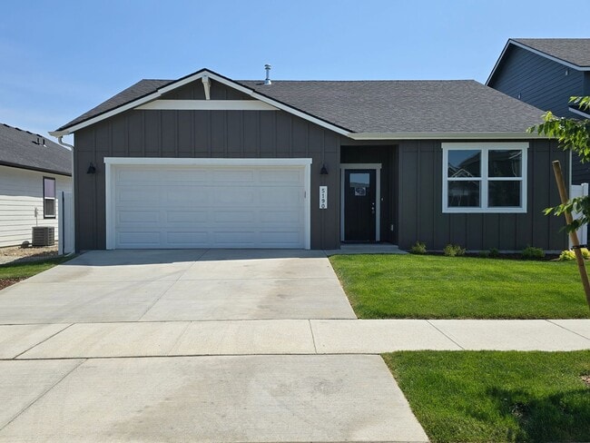 property at 5190 E Dorado Ave