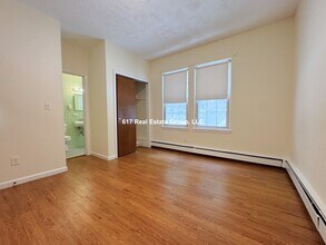 62 S Huntington Ave in Boston, MA - Building Photo - Building Photo