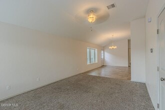 5021 Margarita Talamantes in El Paso, TX - Building Photo - Building Photo