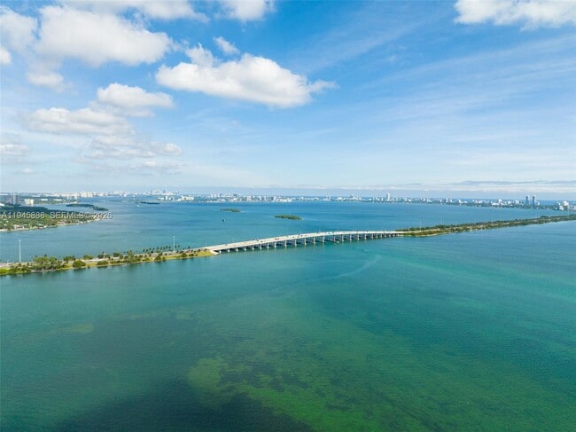 2900 NW 7th Ave in Miami, FL - Building Photo - Building Photo