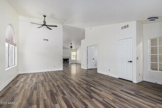 4325 E Montgomery Rd in Cave Creek, AZ - Building Photo - Building Photo