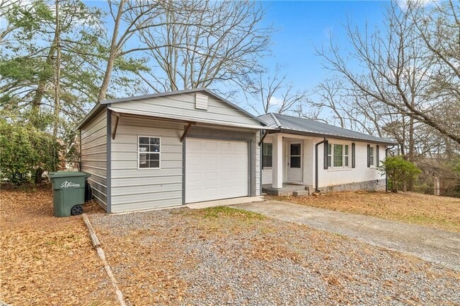 681 Toliver St NE in Marietta, GA - Building Photo - Building Photo