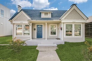 2521 Madera St in Dallas, TX - Building Photo