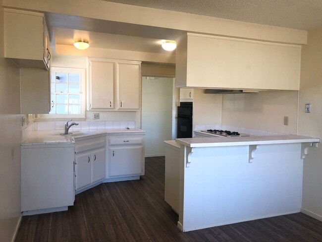 3906 Rigel Ave in Lompoc, CA - Building Photo - Building Photo