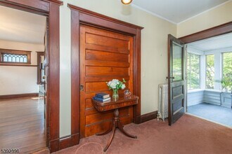 35 Montclair Ave in Montclair, NJ - Building Photo - Building Photo