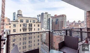 EAST 35 STREET in New York, NY - Building Photo - Building Photo