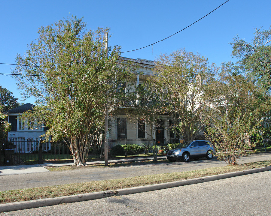 1216 Jackson Ave in New Orleans, LA - Building Photo