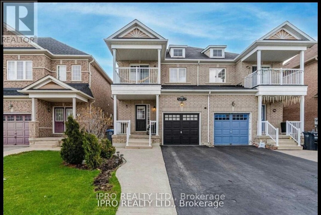 86 Kettlewell Crescent in Brampton, ON - Building Photo