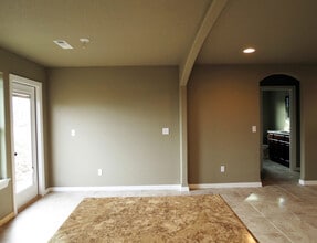 1601 Omaha Dr in Prairie Grove, AR - Building Photo - Building Photo