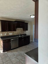 141 Hidalgo Dr in Raeford, NC - Foto de edificio - Building Photo