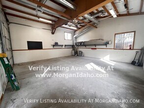 305 E Teena St in Garden City, ID - Building Photo - Building Photo