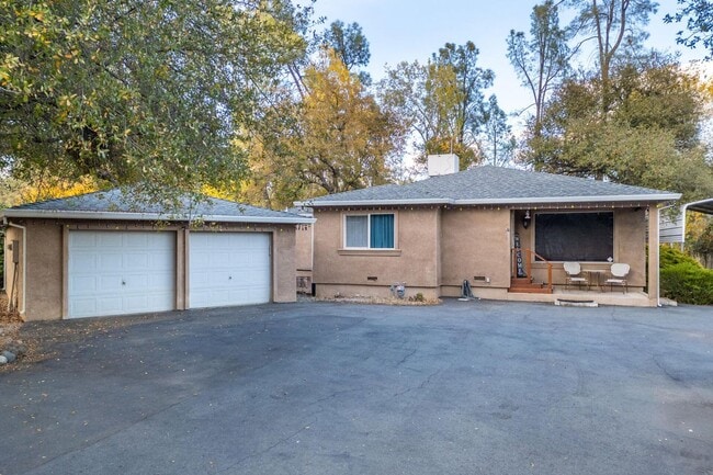 property at 3274 Quartz Hill Rd