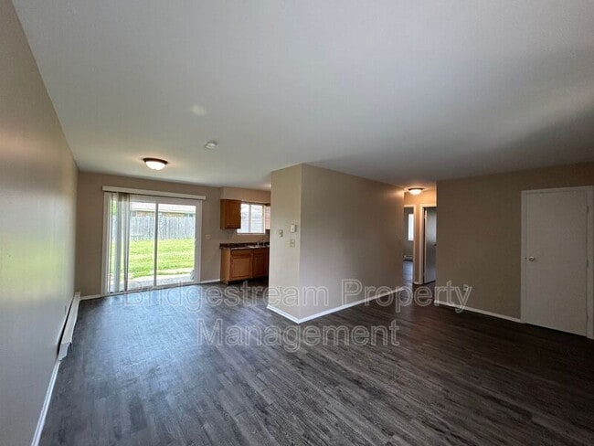 4331 Powell Rd in Dayton, OH - Building Photo - Building Photo
