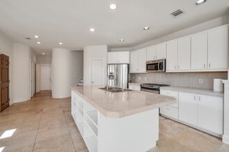 3602 Link Valley Dr. in Houston, TX - Foto de edificio - Building Photo