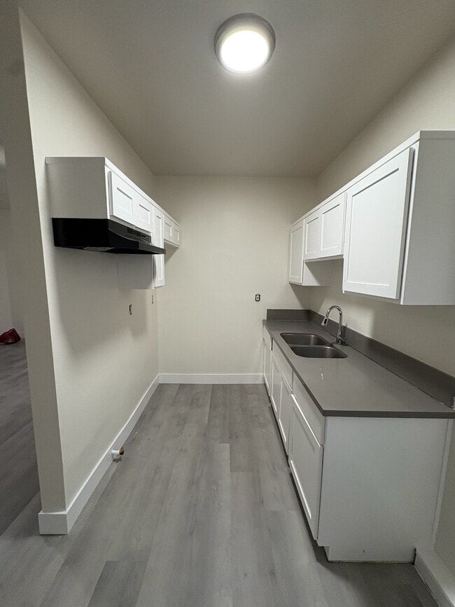 1991 Myrtle Ave in Long Beach, CA - Building Photo - Building Photo