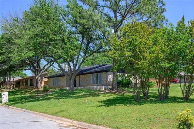 724 Briarwood Dr in Denison, TX - Building Photo - Building Photo