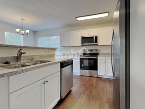 15511 Sandlands Cir in Noblesville, IN - Building Photo - Building Photo