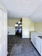 3391 W 117th St in Cleveland, OH - Building Photo - Building Photo