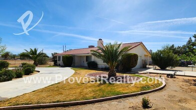 14832 Quinnault Rd in Apple Valley, CA - Building Photo - Building Photo