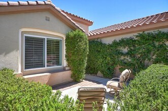 78962 Cadence Ln in Palm Desert, CA - Foto de edificio - Building Photo