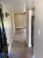 6709 Cedarcrest Ave in Bakersfield, CA - Building Photo - Building Photo