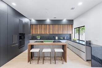 259 Lombardy Ave in Lauderdale-by-the-Sea, FL - Building Photo - Building Photo