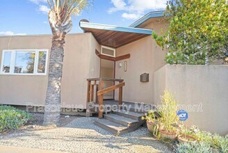 929 Olive Ave in Coronado, CA - Building Photo - Building Photo