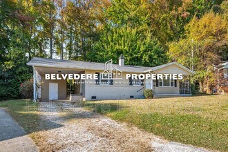 504 Rosebriar Ct in Greensboro, NC - Building Photo - Building Photo