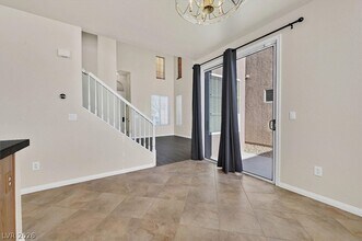 7568 Aspen Color St in Las Vegas, NV - Building Photo - Building Photo
