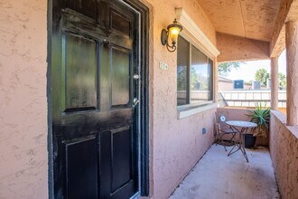 5375 Ortega Farms Blvd in Jacksonville, FL - Building Photo - Building Photo
