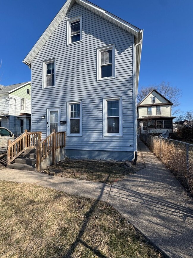 property at 615 44th St