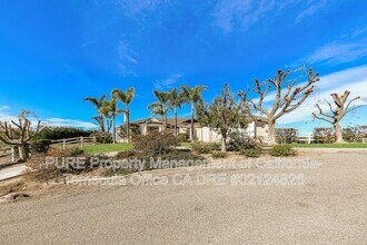 41723 Avenida Ortega in Temecula, CA - Building Photo - Building Photo