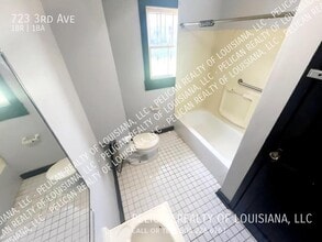 723 3rd Ave in Harvey, LA - Building Photo - Building Photo
