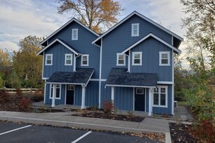 2805-2807 Undine St in Bellingham, WA - Building Photo