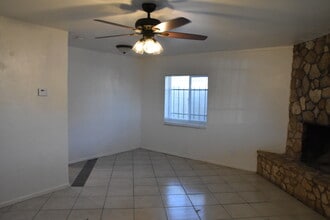 1514 W Palmer Dr., Unit 2 in Phoenix, AZ - Building Photo - Building Photo